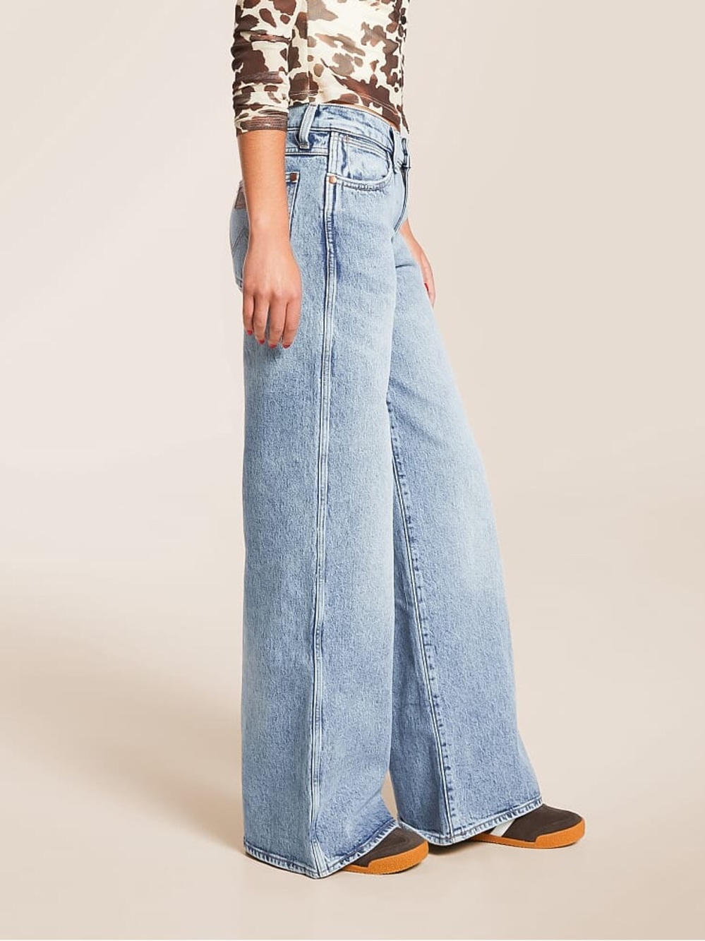 NEW Wrangler Low Rise Baggy Jeans Women 27 Light Wash Wide Leg Skater Y2K Denim - Picture 14 of 15